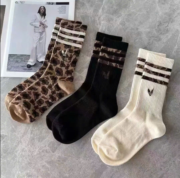 Tất A.d.i.d.a.s họa tiết -70419 (Chốt hàng: trước 24h ngày 16/01)