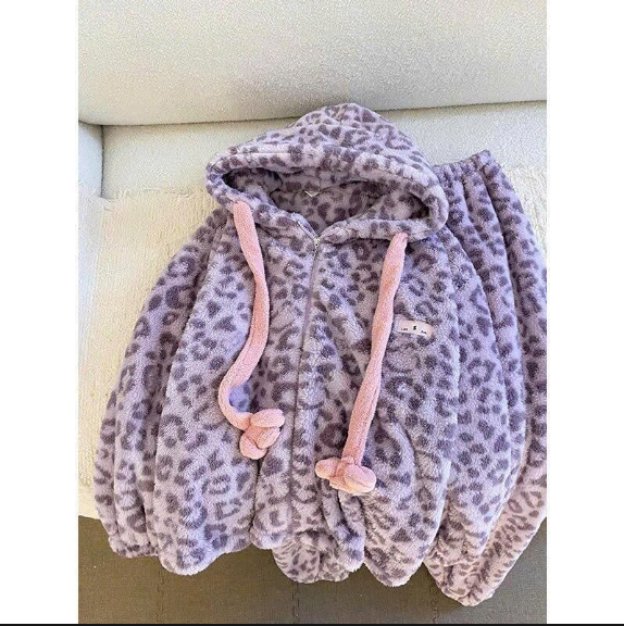 Bộ đồ ngủ họa tiết da báo – 70463(Chốt hàng: trước 24h ngày 17/01)