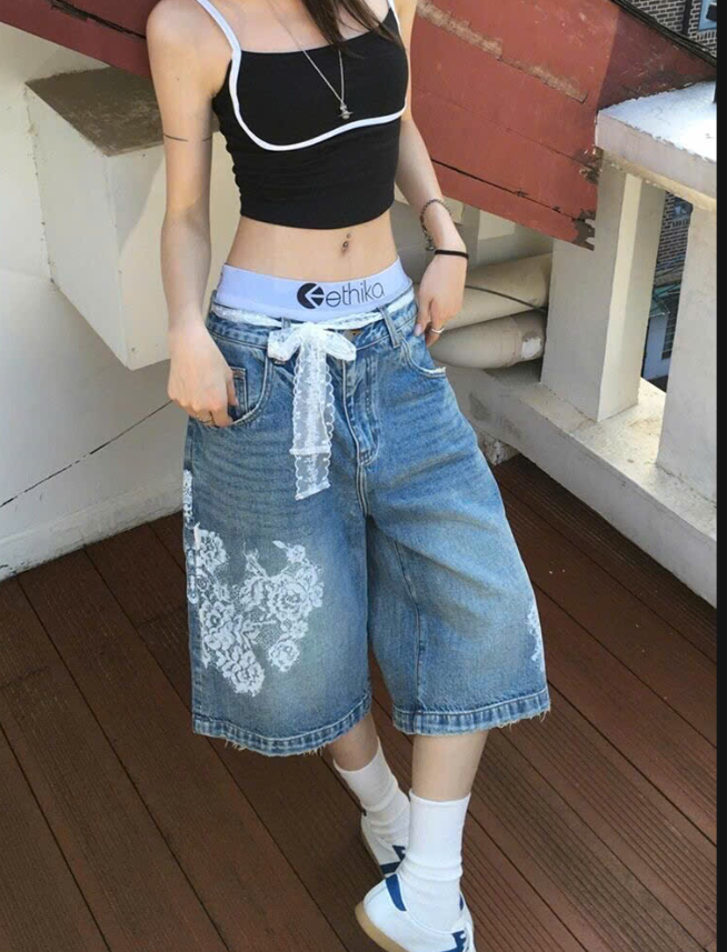 Quần jean lửng ren in hoa - 72896(Chốt hàng: trước 24h ngày 22/4)