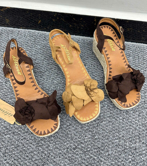 Sandal đế xuồng quai hoa – 74196(Chốt hàng: trước 24h ngày 29/5 )